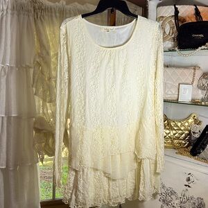 Lace Tope like new size M